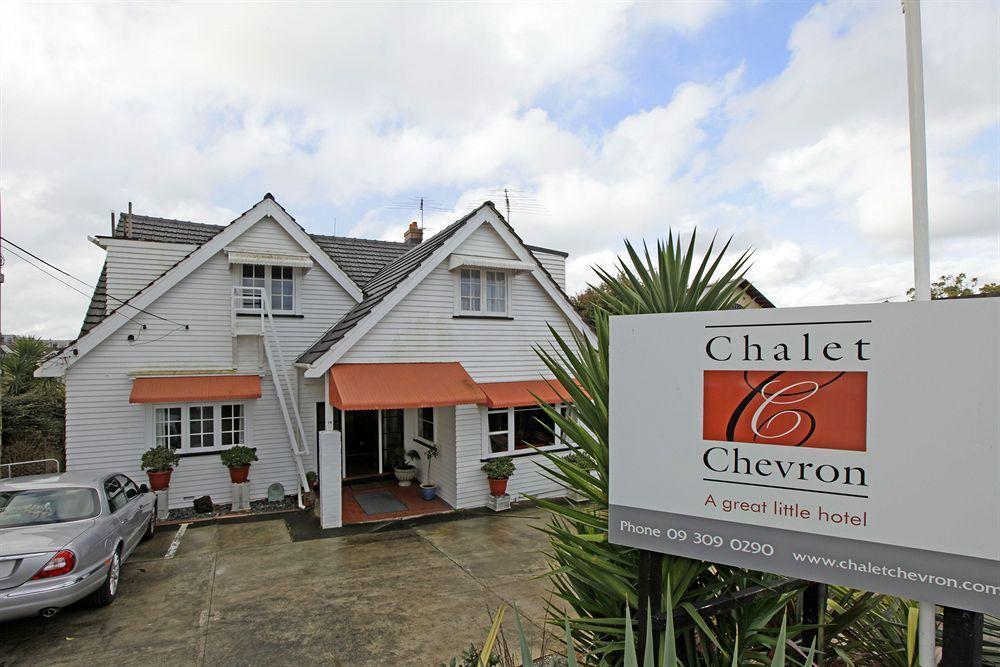 Chalet Chevron B&B Hotel Auckland Exterior foto